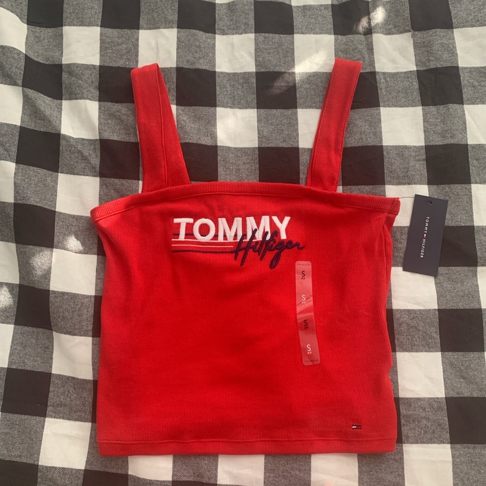 Tank top crop top